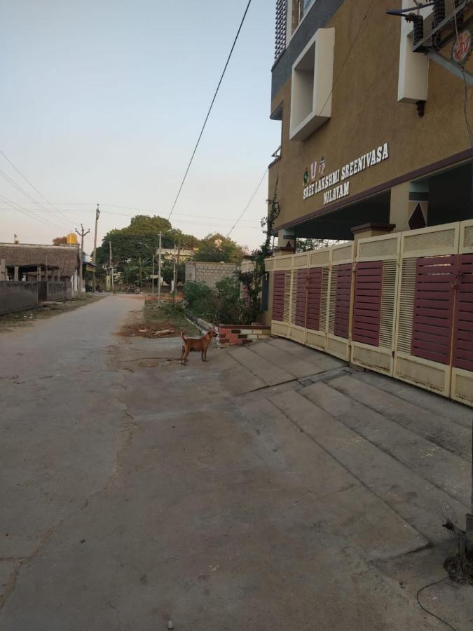 Sls Homestay - Luxury Ac Service Apartments 1Bhk, 2Bhk, 3Bhk - Direct Flyover To Alipiri Tirumala Gate - Walk To Ps4 Pure Veg Restaurants, Supermarkets - Near To National Highway & Padmavathi Amma Temple - Modular Kitchen, Living Room -Free Superfast Тирупати Екстериор снимка