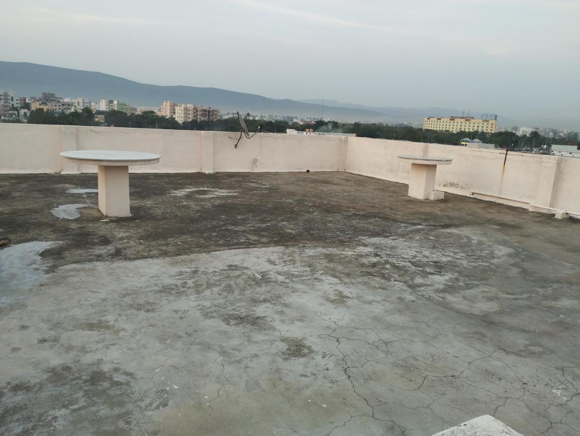 Sls Homestay - Luxury Ac Service Apartments 1Bhk, 2Bhk, 3Bhk - Direct Flyover To Alipiri Tirumala Gate - Walk To Ps4 Pure Veg Restaurants, Supermarkets - Near To National Highway & Padmavathi Amma Temple - Modular Kitchen, Living Room -Free Superfast Тирупати Екстериор снимка
