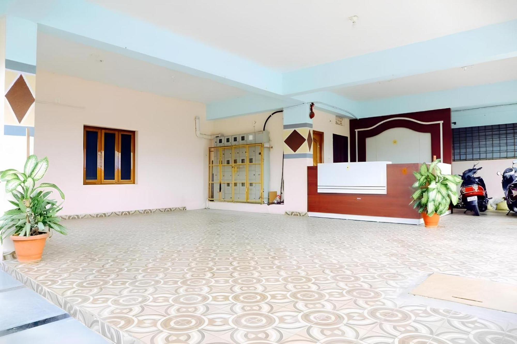 Sls Homestay - Luxury Ac Service Apartments 1Bhk, 2Bhk, 3Bhk - Direct Flyover To Alipiri Tirumala Gate - Walk To Ps4 Pure Veg Restaurants, Supermarkets - Near To National Highway & Padmavathi Amma Temple - Modular Kitchen, Living Room -Free Superfast Тирупати Екстериор снимка